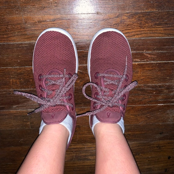 Allbirds Tree Runners in Turtle Shell Size W9 - Picture 4 of 7